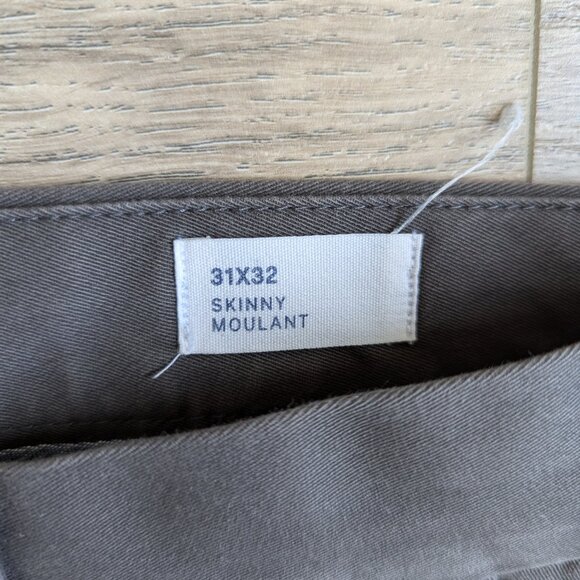 Gap Skinny Chino Pants - Picture 2 of 3